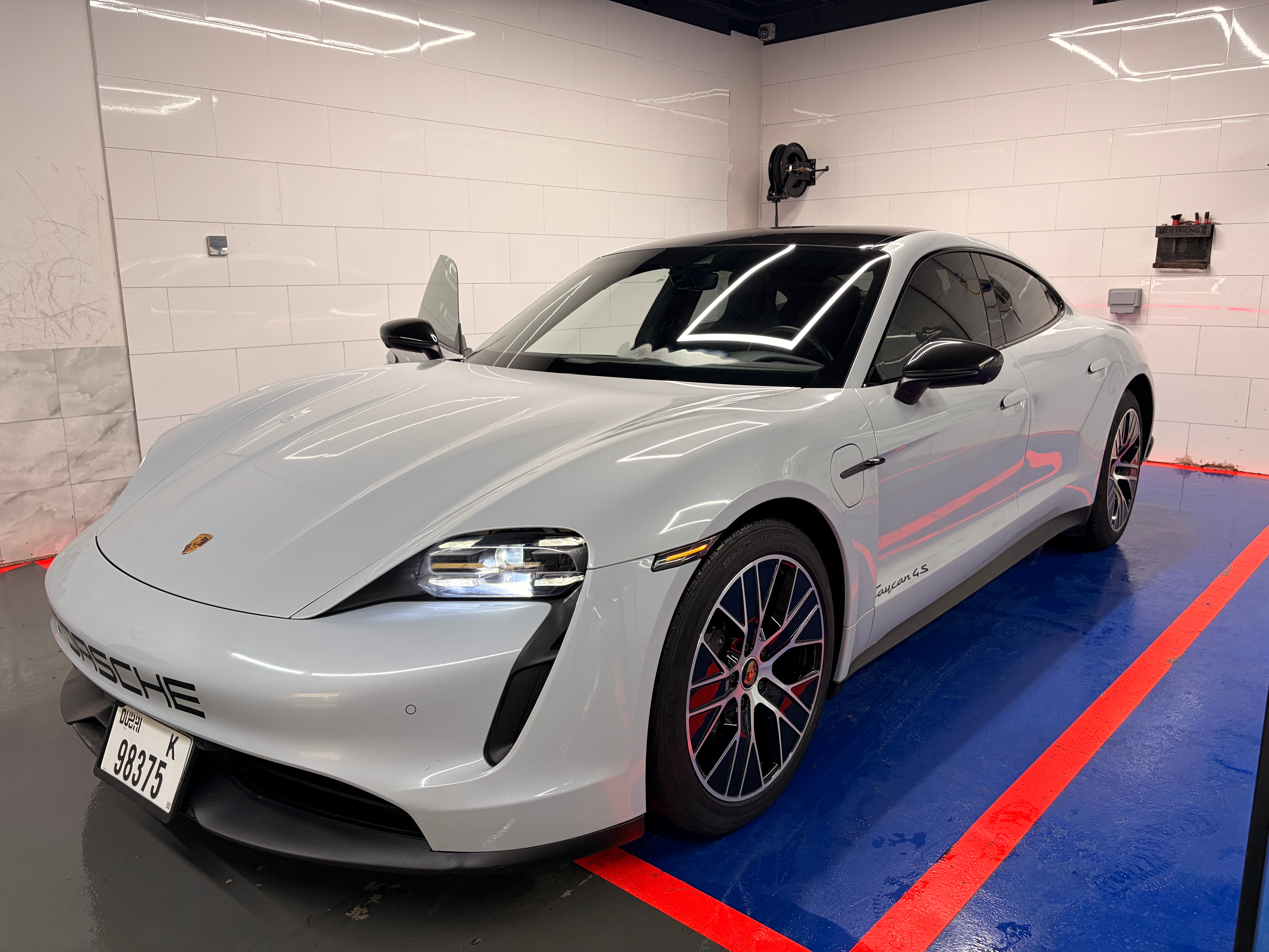 Porsche Taycan 4S 2024